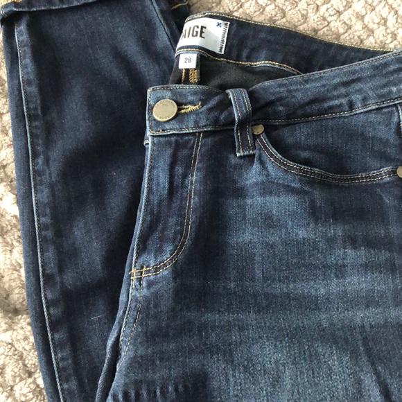 Paige - Picture 1 of 2